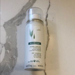 🌸5/$25🌸 Klorane dry shampoo with oat milk